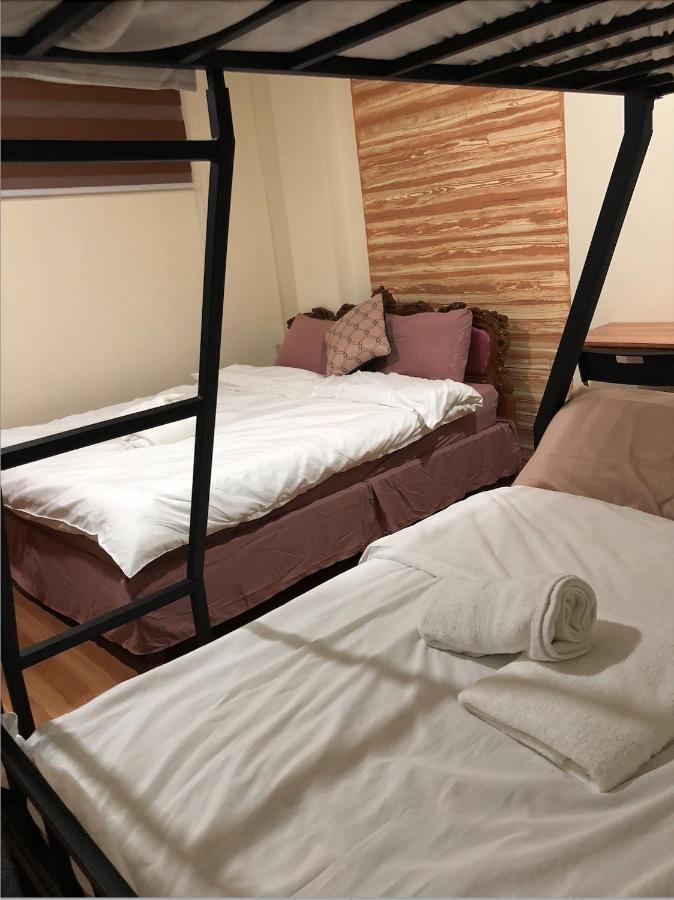 Anicia Guesthouse Rooms Paranaque City Ngoại thất bức ảnh